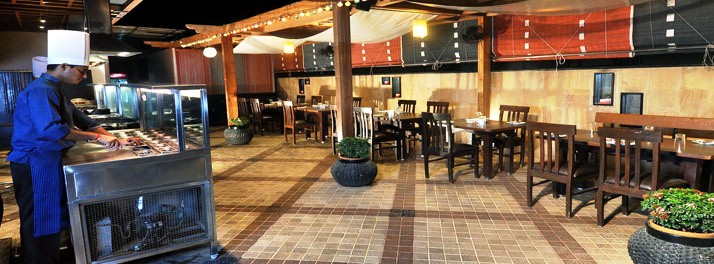 887/Fariyas Hotel - Mumbai 08.jpg